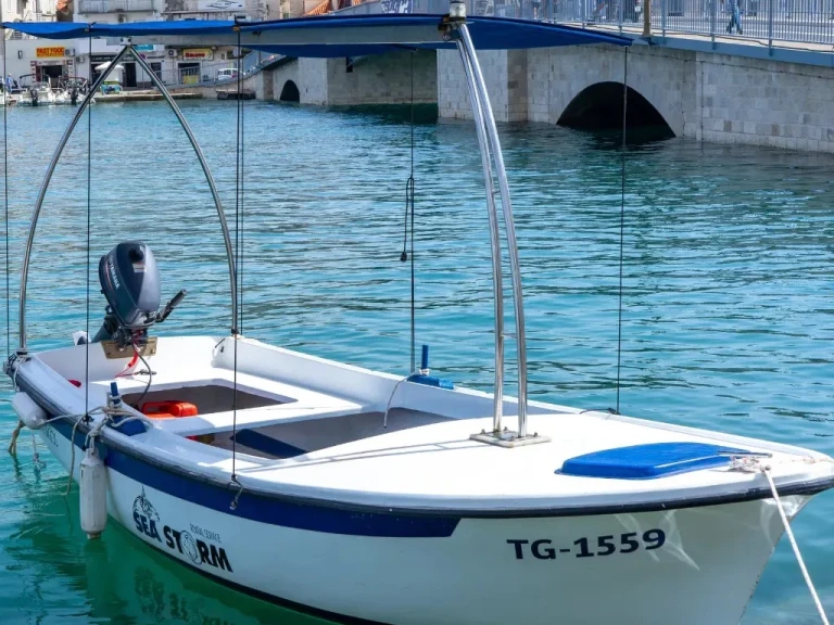 Location bateau Trogir pas cher Motorboat