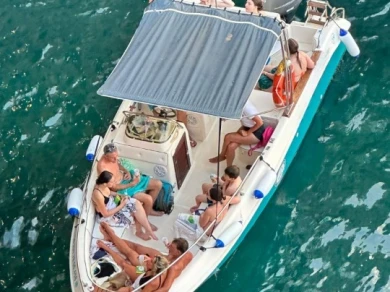 Location Bateau à moteur à Polignano a Mare - Marinello Eden 22