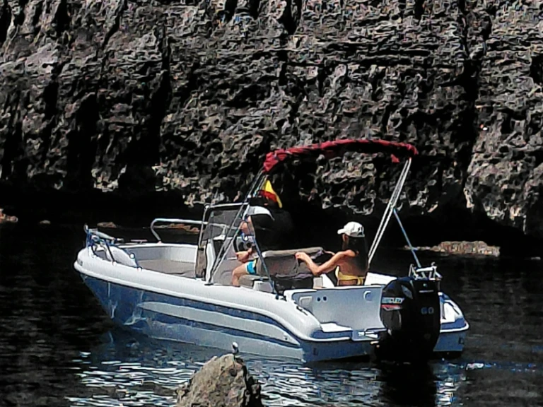 Louez un Saver OPEN 520 à Ciutadella de Menorca