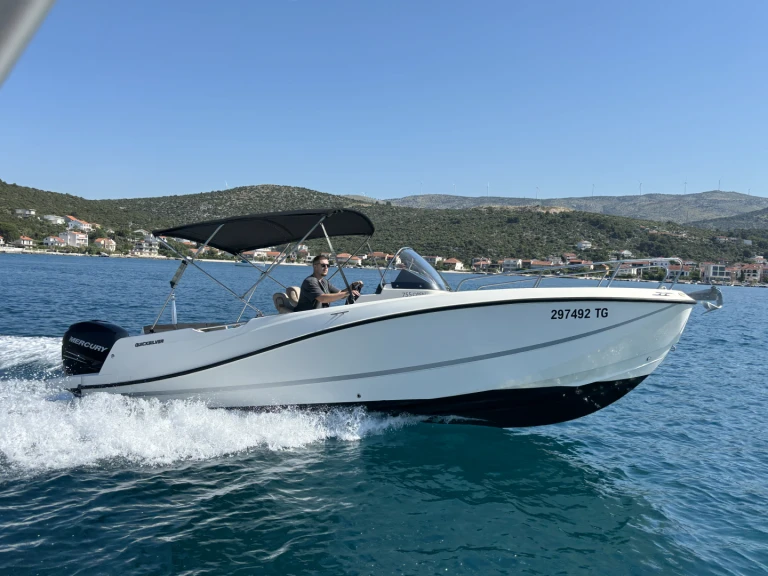 Location à Trogir - Quicksilver Activ 755 Open sur SamBoat