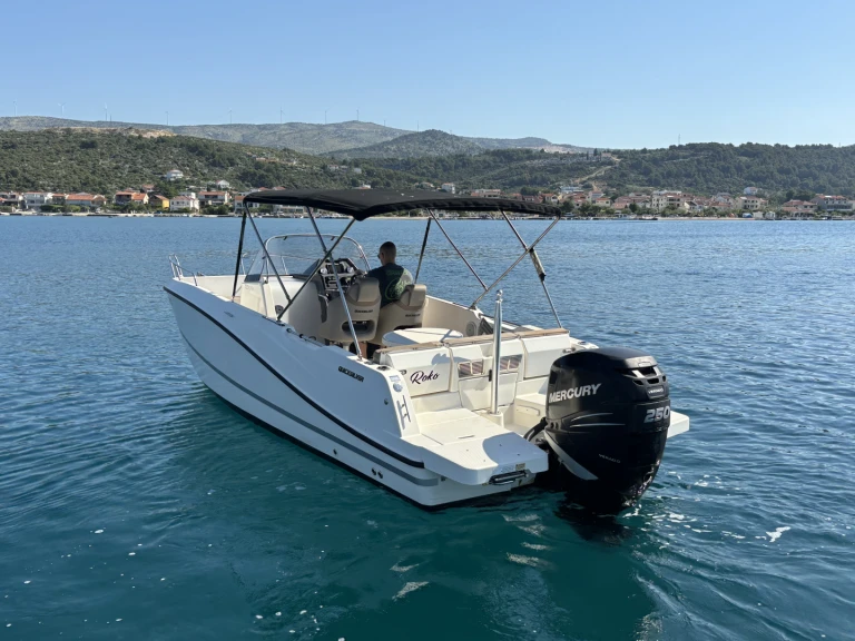 Location Bateau à moteur Quicksilver avec permis