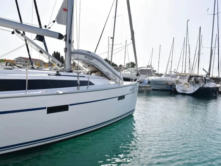 Location bateau Bavaria Cruiser 37 à Zadar sur Samboat