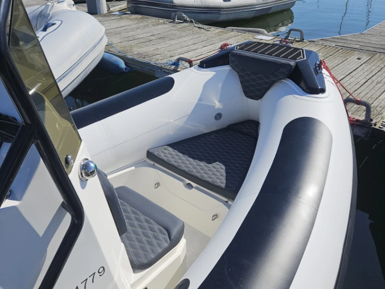Location Semi-rigide à Pornichet - 3D Tender TR54