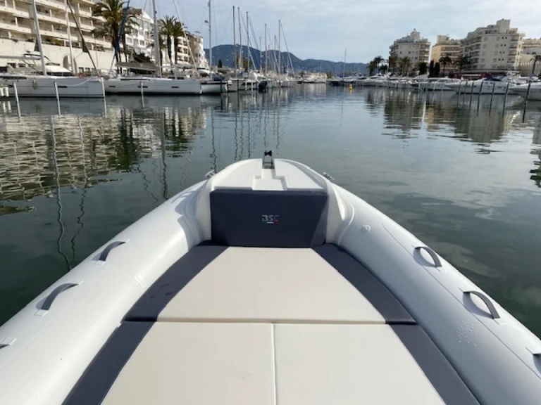 Louer Semi-rigide avec ou sans skipper Bsc à Grand Piquey