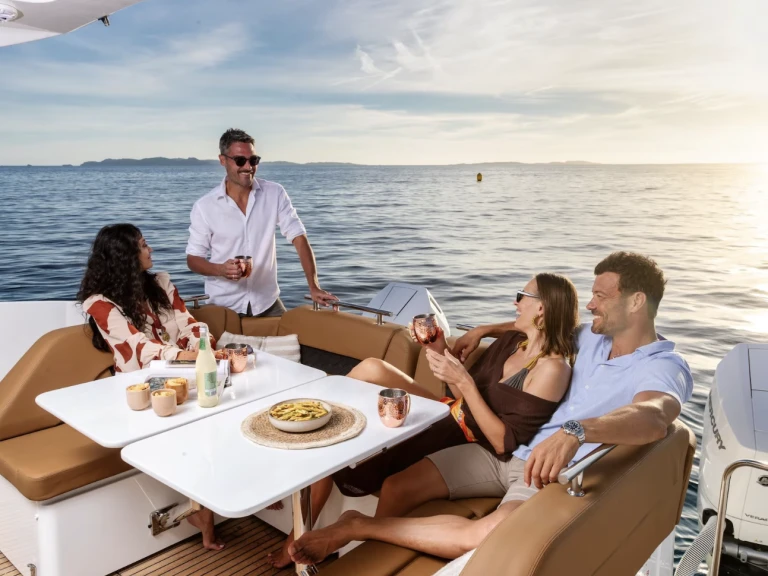 Location à Grand Piquey - Jeanneau TH 33 sur SamBoat