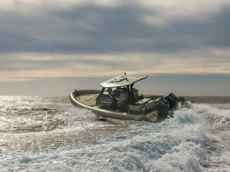 Louer Semi-rigide avec ou sans skipper Sea Water à Grand Piquey