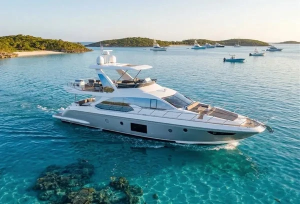 Louez un Azimut Azimut 68 à Coconut Grove