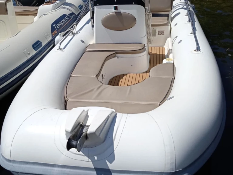 Location Semi-rigide Zodiac avec permis