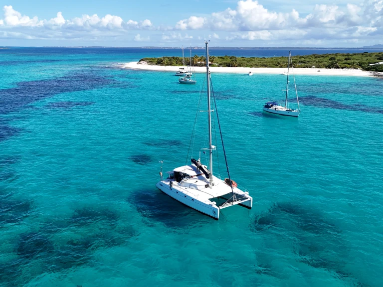 Location Catamaran Fountaine Pajot avec permis