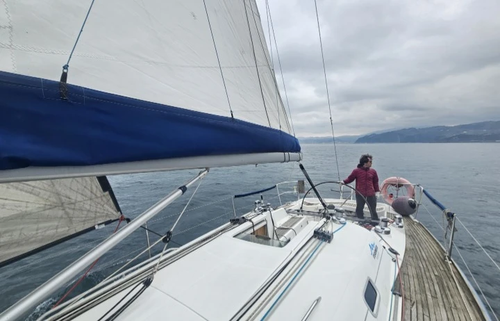Location bateau Bénéteau First 40.7 à Saint Sébastien sur Samboat