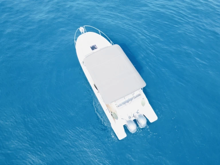 Location Bateau à moteur Jeanneau avec permis