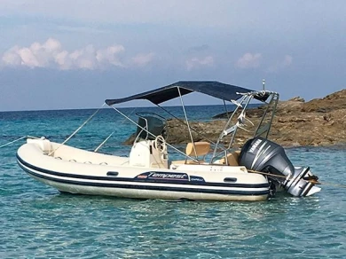 Hire RIB Capelli with a boat licence