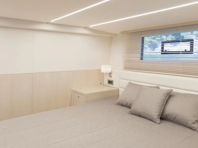 MED YACHT  Med Yacht 52 a louer à Cogolin