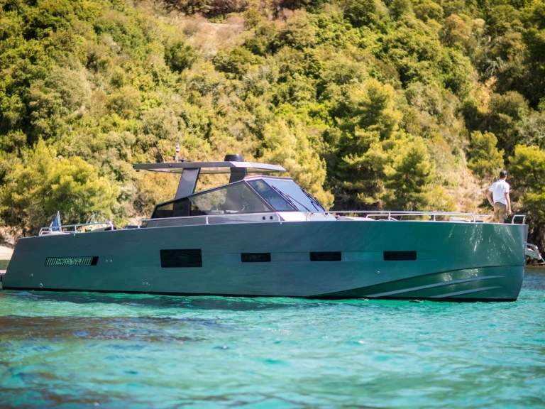 Location à Cogolin - MED YACHT  Med Yacht 52 sur SamBoat