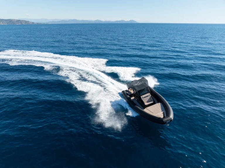 Location bateau Cogolin pas cher SEA WATER 320