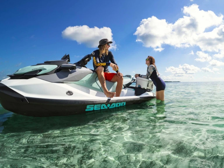 Location bateau Sea-Doo GTX PRO à Cambrils sur Samboat