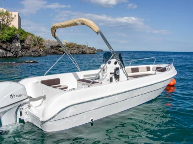 Hire a cosiver Charro 555 Catane