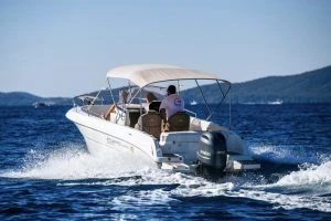 Louez un Atlantic open 670 à Preko