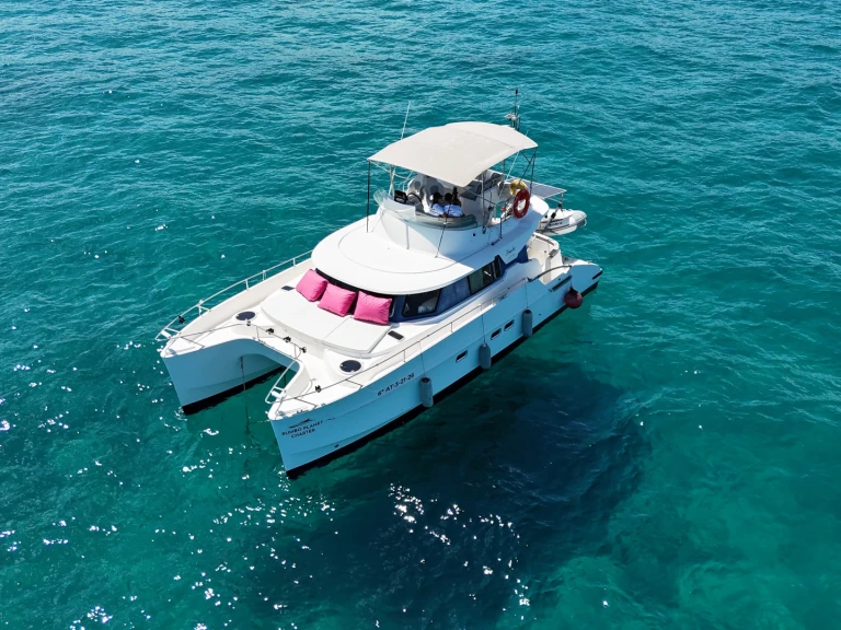 Location bateau Fountaine Pajot Maryland 37 à Port d'Alicante sur Samboat
