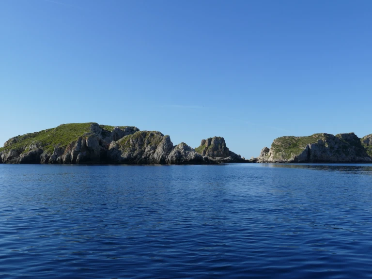 Location bateau Estable Estable 500 Consola à Port Adriano sur Samboat