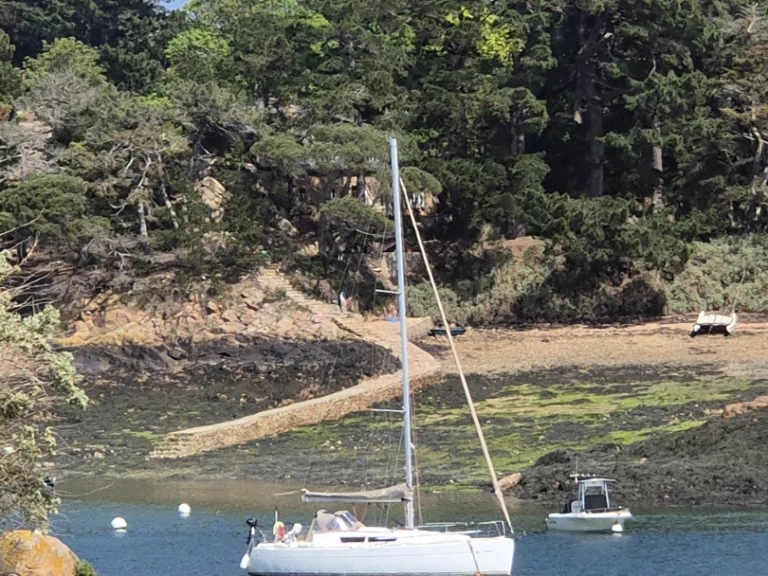 Location Voilier à Saint-Quay-Portrieux - Jeanneau Sun Odyssey 33i