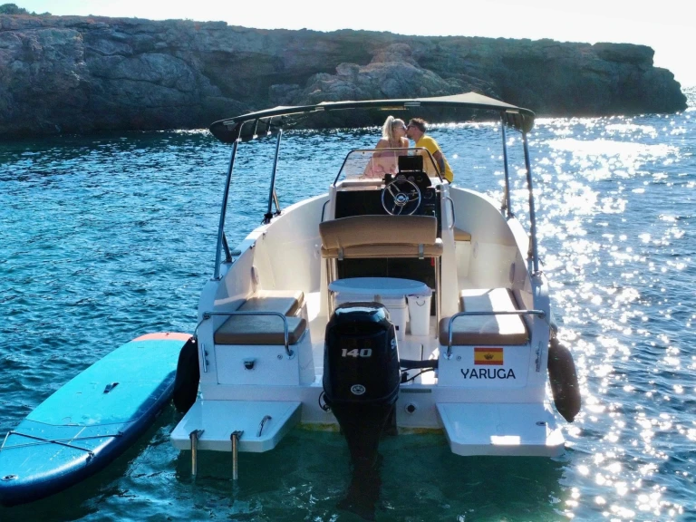 Louer Bateau à moteur avec ou sans skipper Cattleya à Sant Antoni de Portmany