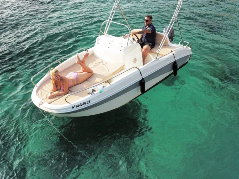 Louez un Quicksilver Activ 455 Open à Sant Antoni de Portmany