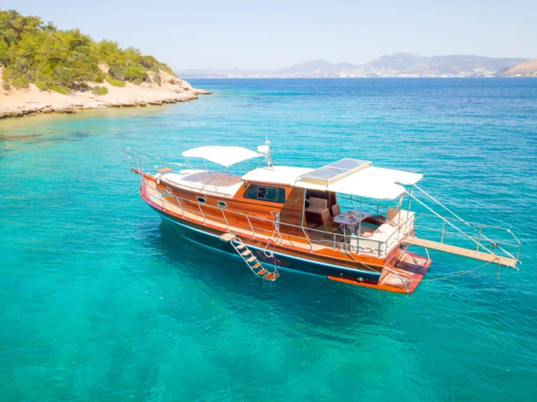 Location bateau Hand Made Wood Motorboat à Bodrum sur Samboat