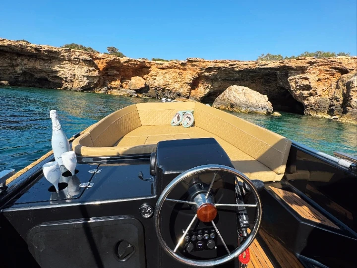 Louez un Silent Yachts 525 à Sant Antoni de Portmany