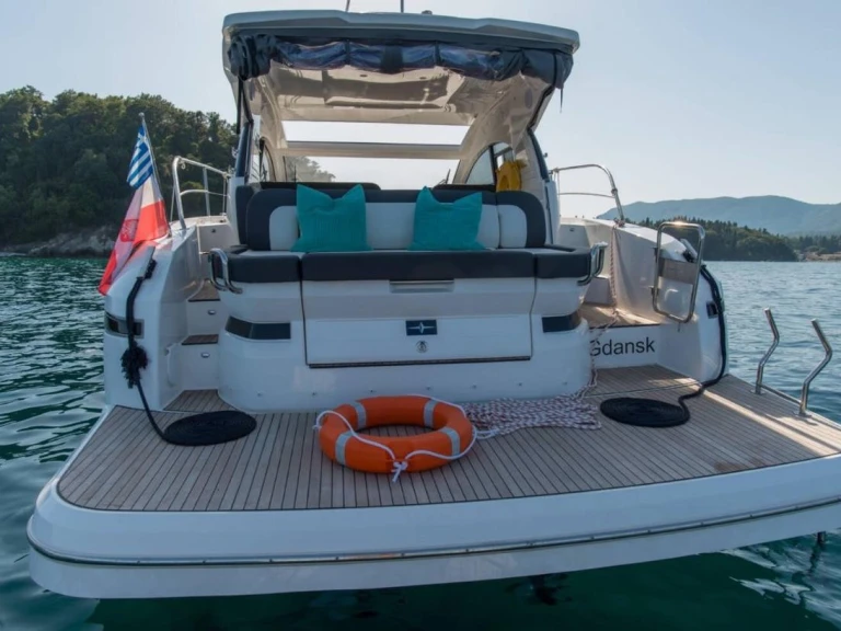 Louer Yacht avec ou sans skipper Bavaria à Sývota