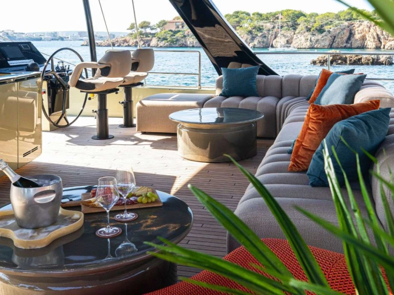 Yacht à louer à Naples au meilleur prix