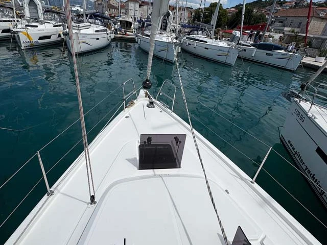 Location bateau Bavaria Bavaria C42 à Trogir sur Samboat