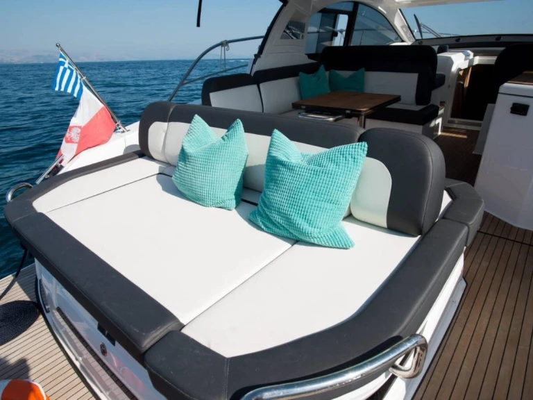 Yacht à louer à Sývota au meilleur prix