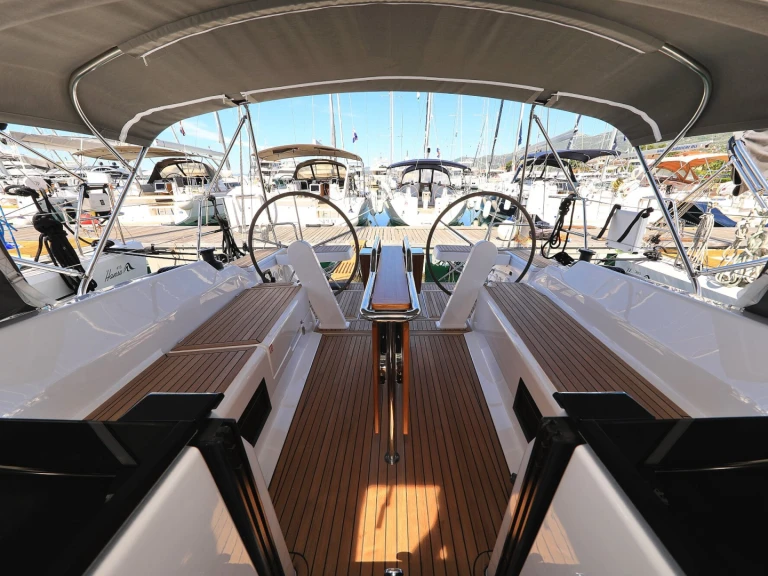 Louer Voilier avec ou sans skipper Hanse à Sibenik
