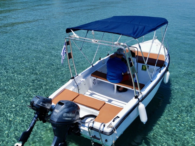 Euro marine Aiolos 500 a louer à Zakynthos