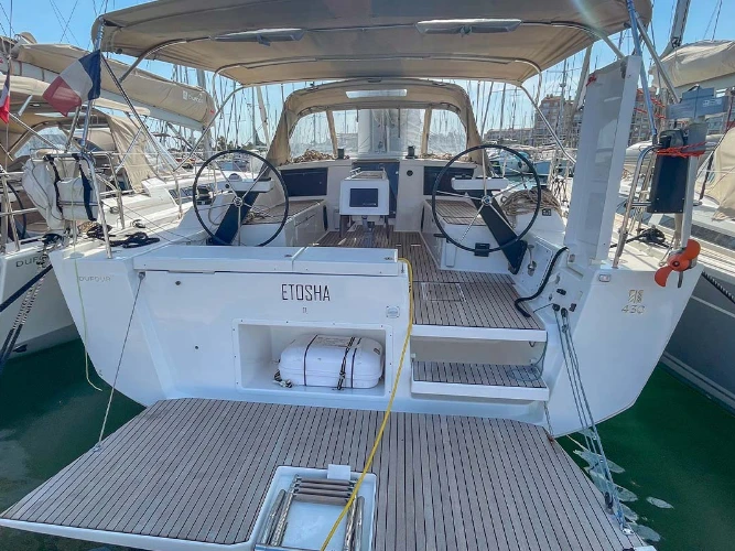 Location Voilier à Hyères - Dufour Dufour 430