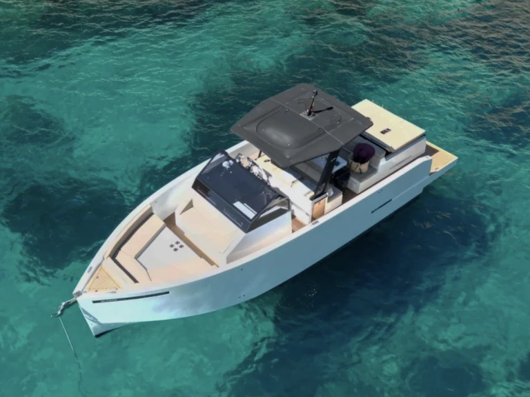 Louez un De Antonio D34 à Porto-Vecchio