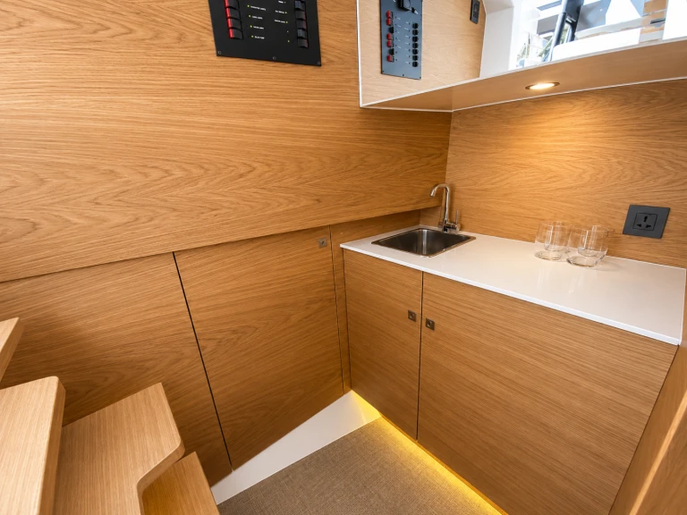 Location Bateau à moteur à Porto-Vecchio - De Antonio D34