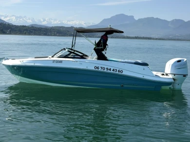 Motorboat for rent Aix-les-Bains at the best price