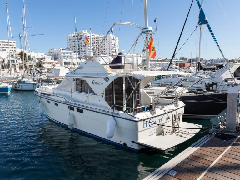 Location Bateau à moteur à Sant Antoni de Portmany - Fairline Corniche 31 Fly