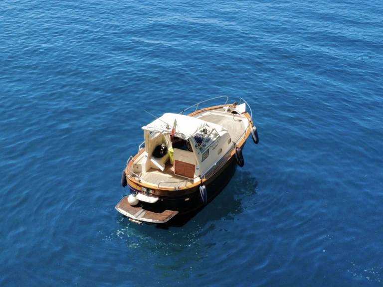 Location bateau Acquaviva 30 EXE à Salerne sur Samboat