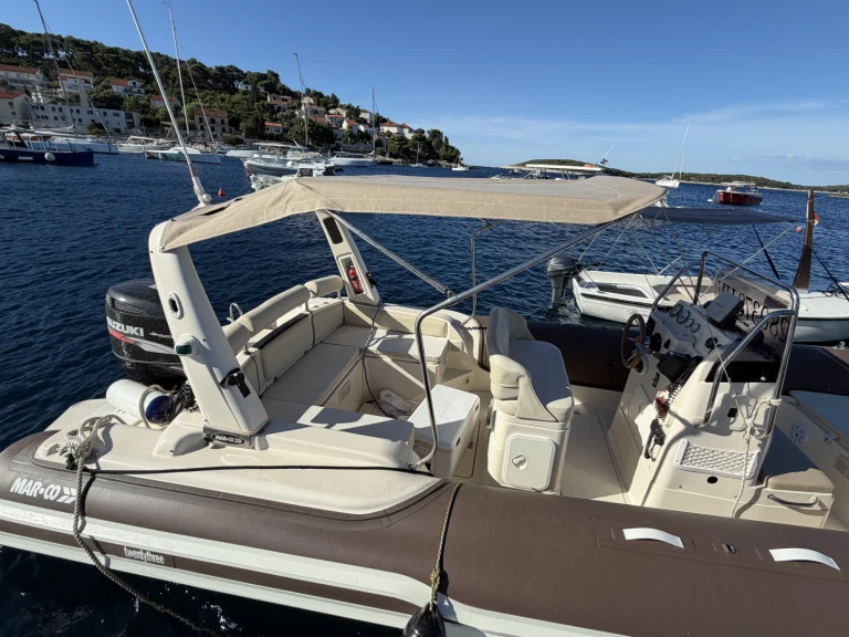Location Semi-rigide Marco avec permis