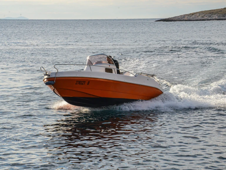Location Bateau à moteur à Hvar - Marino Aphordite 650