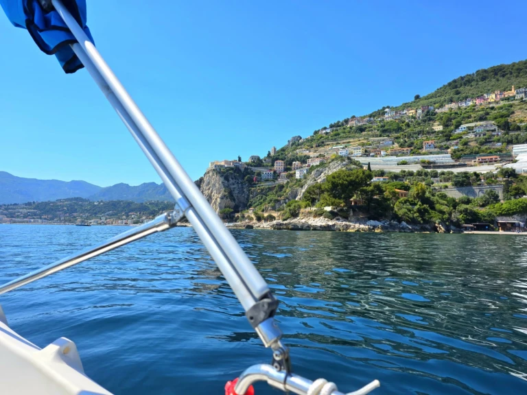 Louer Bateau à moteur avec ou sans skipper Whaly à France