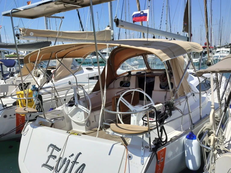 Elan Impression 40 a louer à Izola