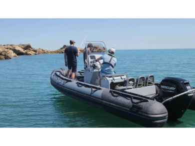Charter a  3D Tender Patrol 600 in Saint-Quay-Portrieux on Samboat