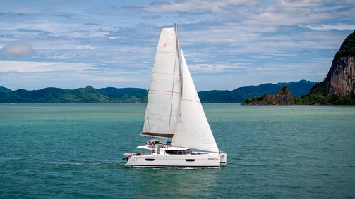 Louez un Fountaine Pajot Saba 50 à Ao Po