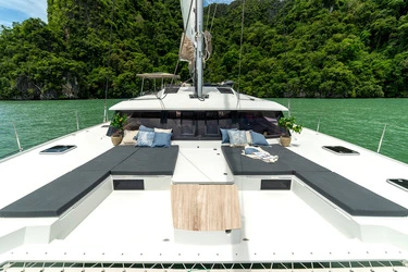 Location bateau Fountaine Pajot Saba 50 à Ao Po sur Samboat