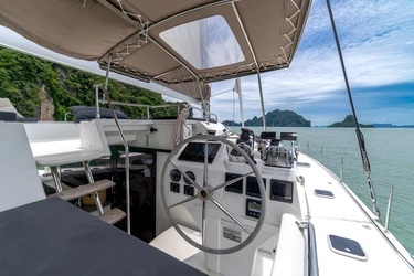 Location Catamaran Fountaine Pajot avec permis