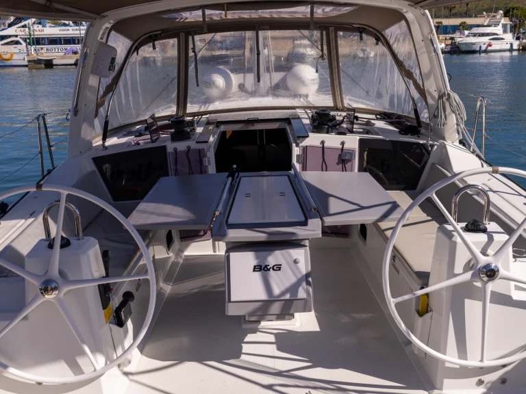 Louez un Bénéteau Oceanis 41.1 Perfomance à Port de Pollença